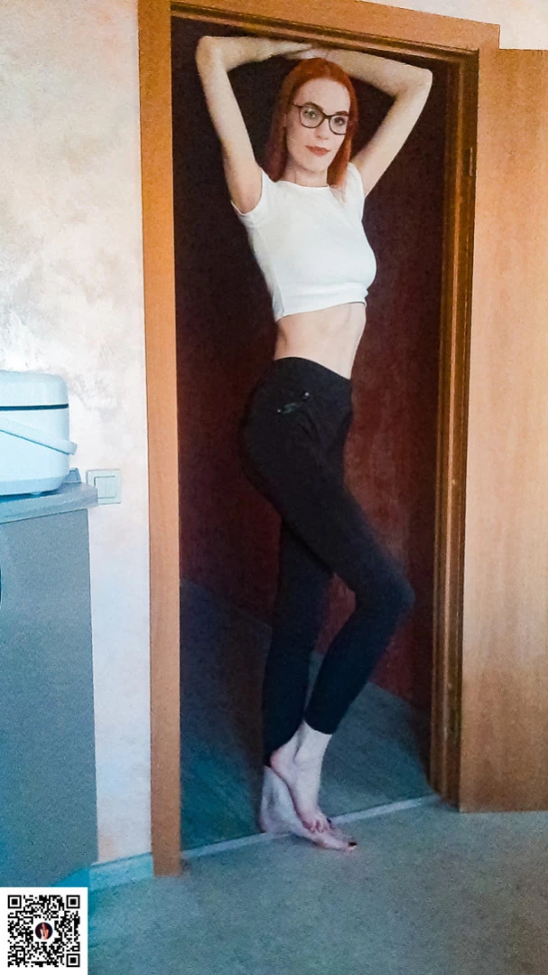 Giantess Eva [ giantess_eva ] Onlyfans leaked photo 11347585 on Hotleaks.tv