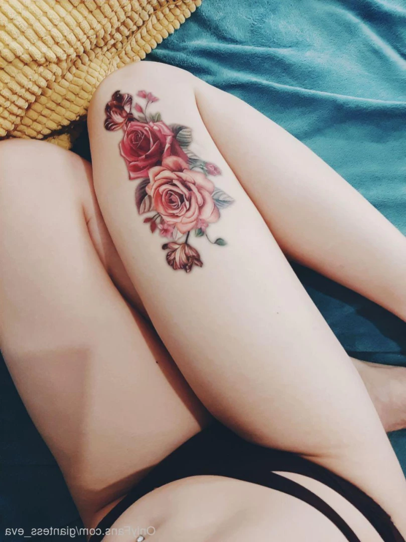 Giantess Eva [ giantess_eva ] Onlyfans leaked photo 11835817 on Hotleaks.tv
