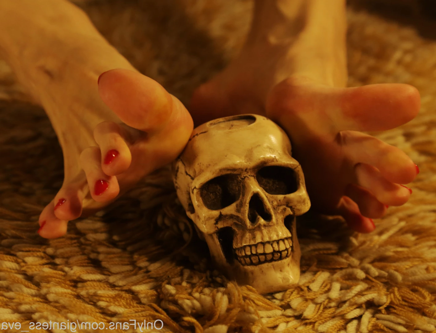 Giantess Eva [ giantess_eva ] Onlyfans leaked photo 12113382 on Hotleaks.tv