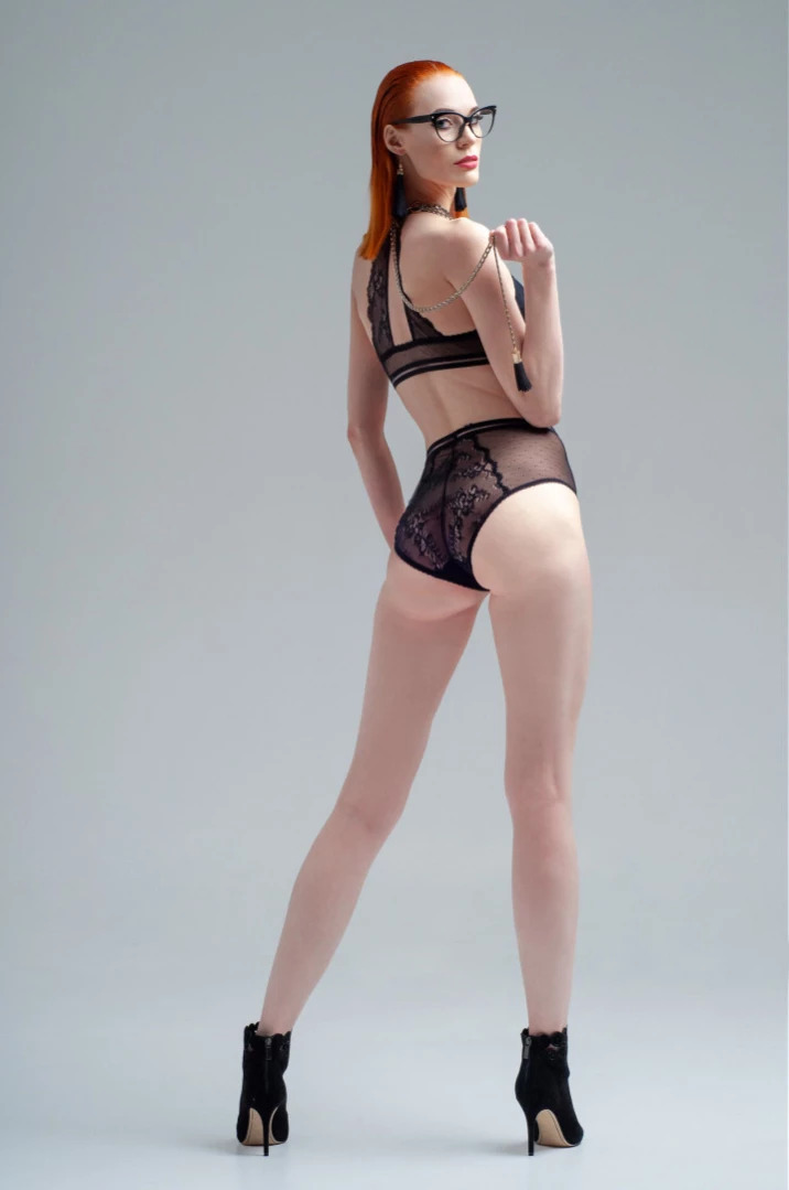 Giantess Eva [ giantess_eva ] Onlyfans leaked photo 12858213 on Hotleaks.tv
