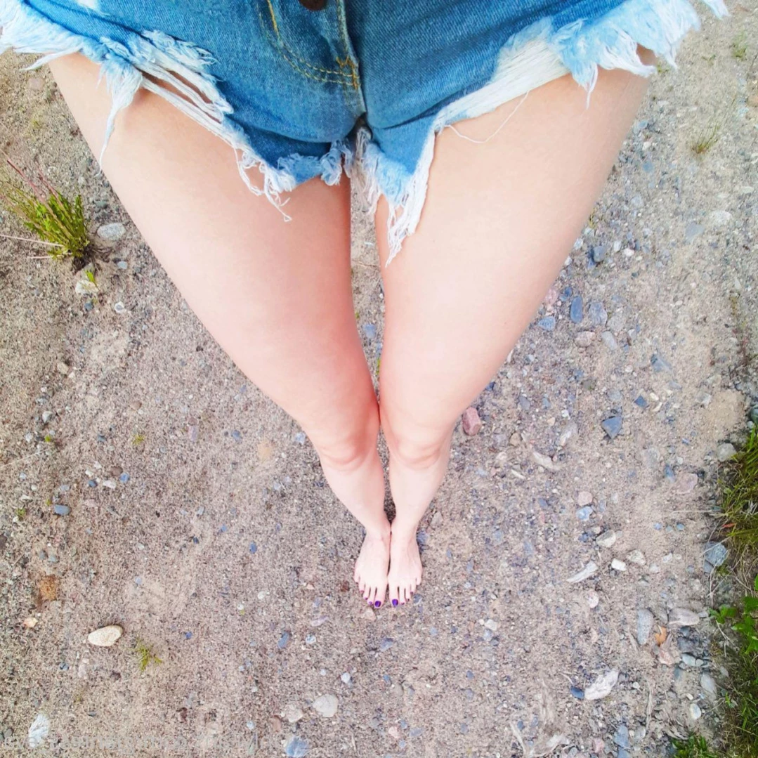 Giantess Eva [ giantess_eva ] Onlyfans leaked photo 13175460 on Hotleaks.tv