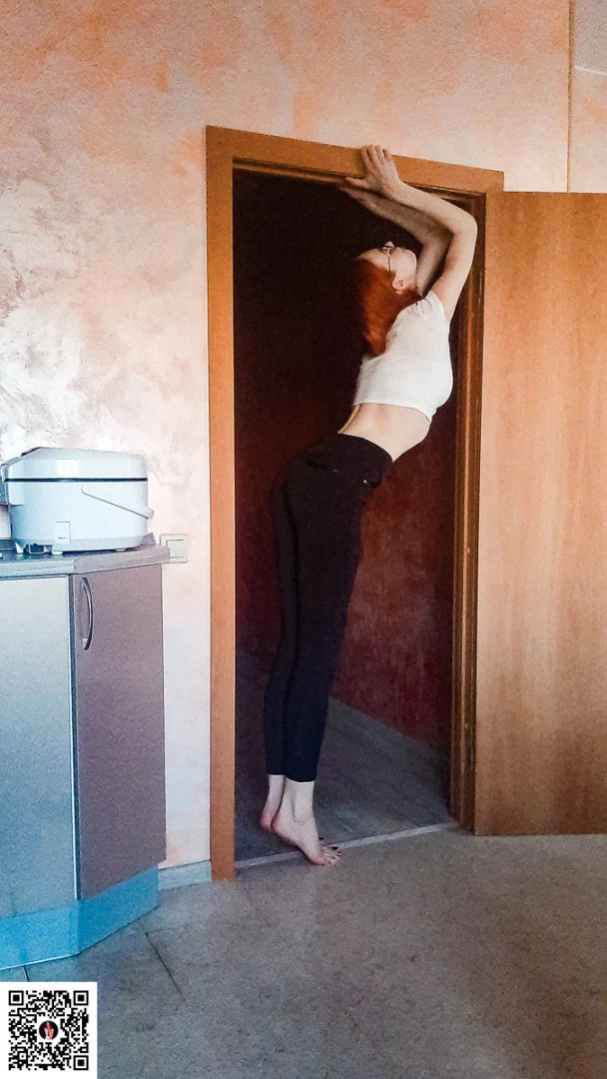 Giantess Eva [ giantess_eva ] Onlyfans leaked photo 13189017 on Hotleaks.tv