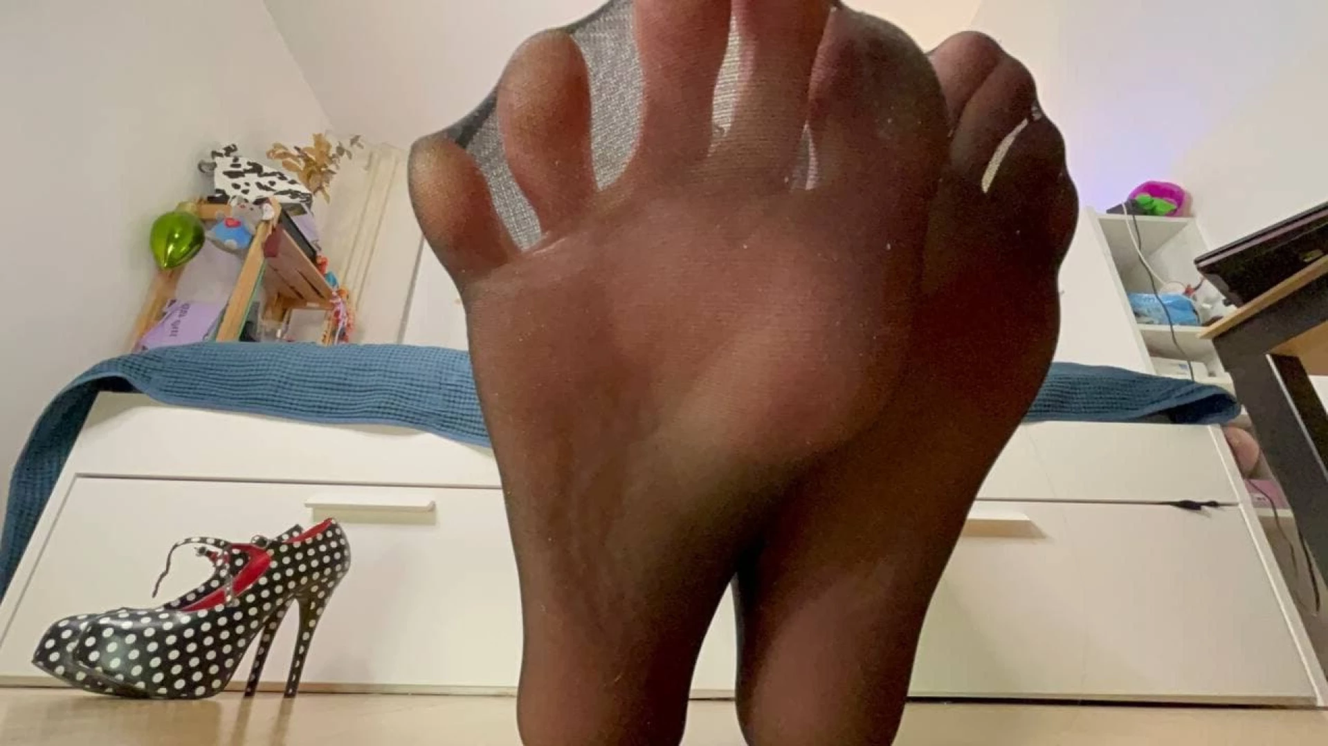 Giantess Eva [ giantess_eva ] Onlyfans leaked photo 13216035 on Hotleaks.tv