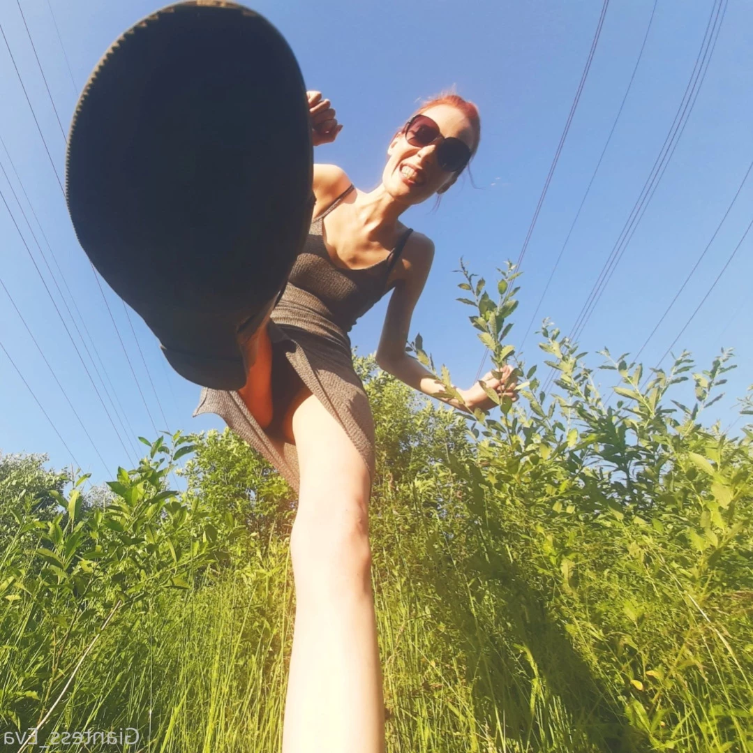 Giantess Eva [ giantess_eva ] Onlyfans leaked photo 15369057 on Hotleaks.tv