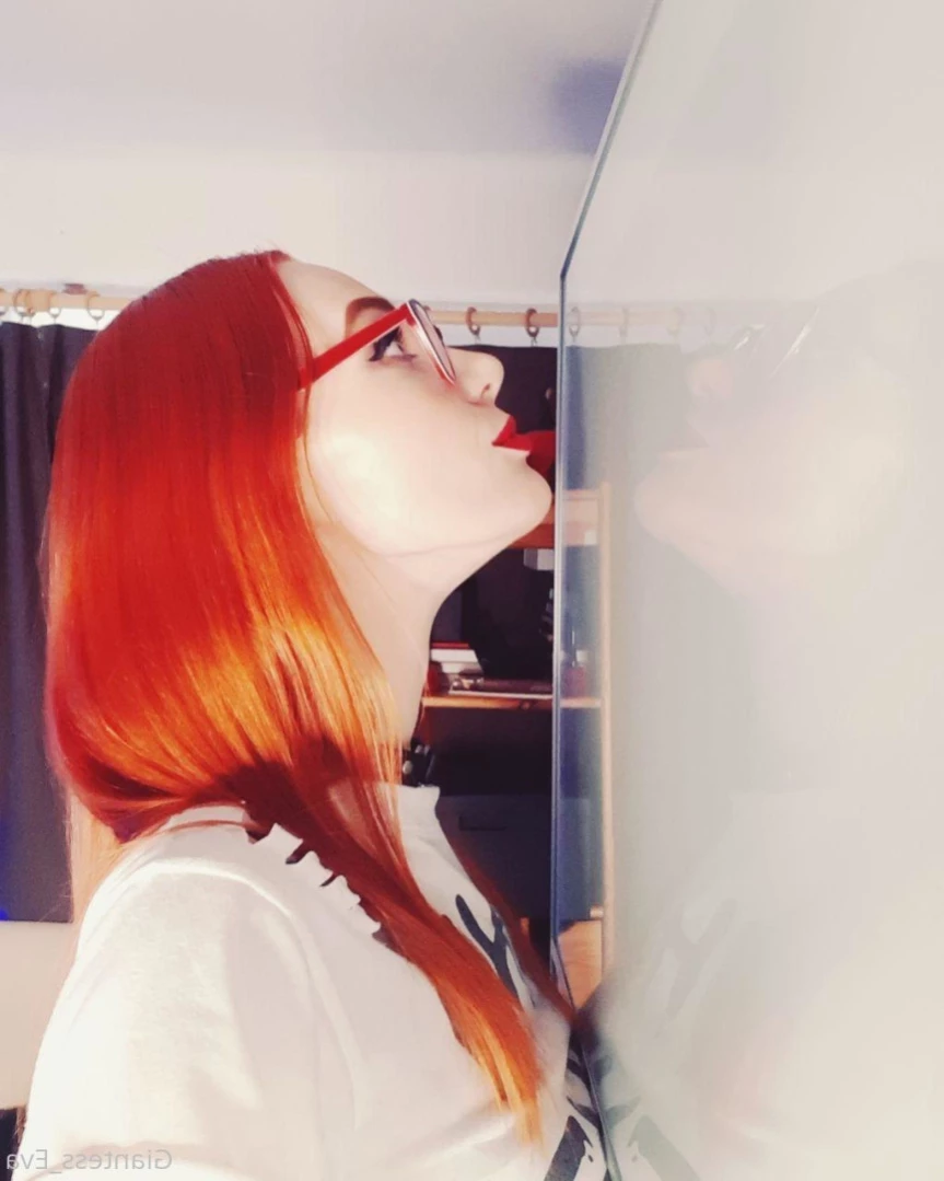 Giantess Eva [ giantess_eva ] Onlyfans leaked photo 15535887 on Hotleaks.tv