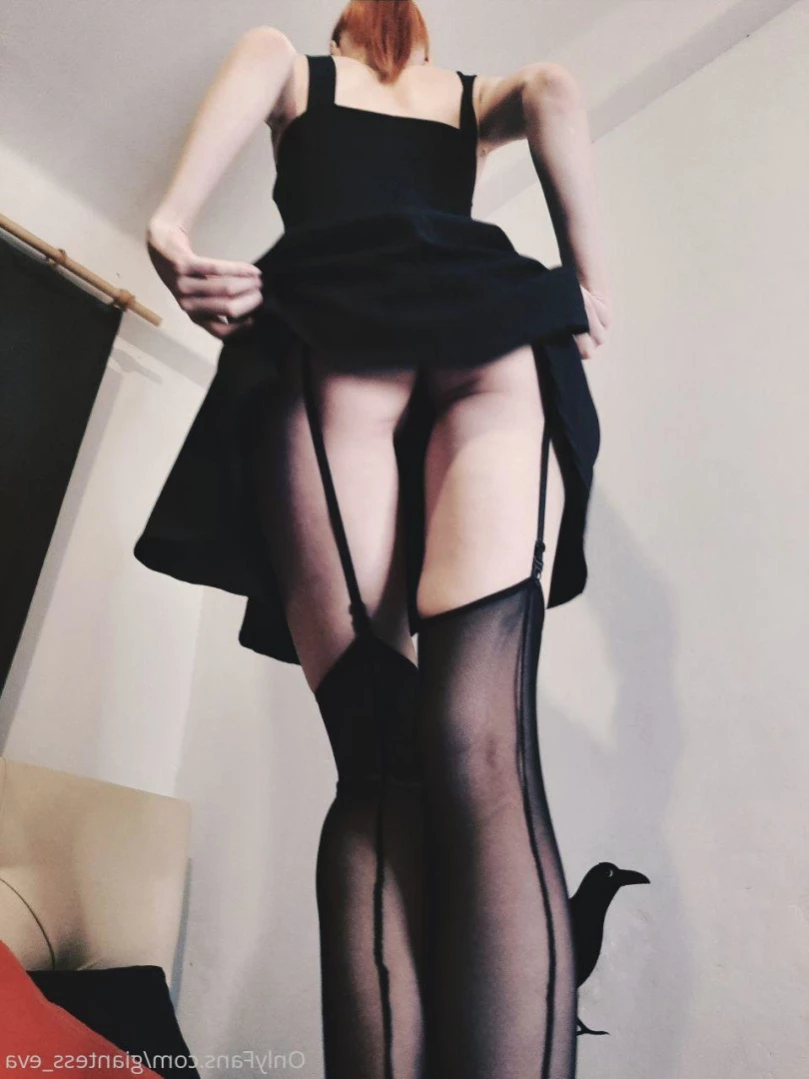 Giantess Eva [ giantess_eva ] Onlyfans leaked photo 15636722 on Hotleaks.tv