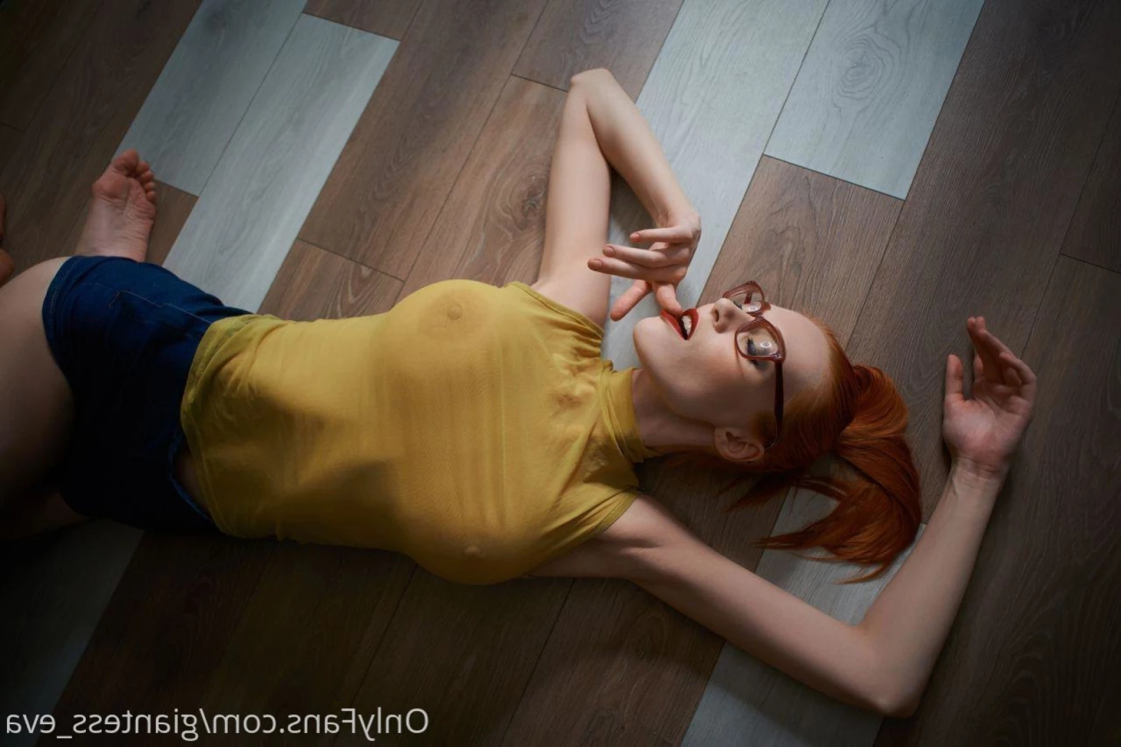 Giantess Eva [ giantess_eva ] Onlyfans leaked photo 15708185 on Hotleaks.tv
