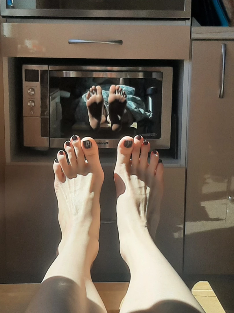 Giantess Eva [ giantess_eva ] Onlyfans leaked photo 15917853 on Hotleaks.tv