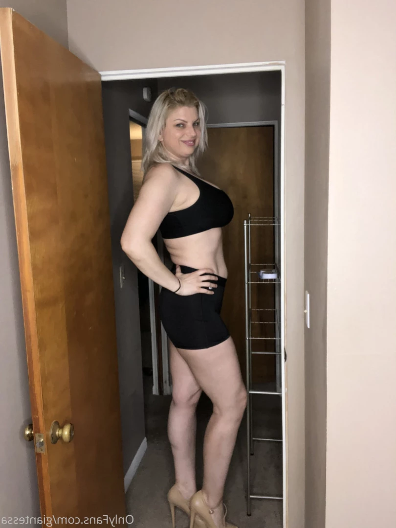 giantessa789 Onlyfans leaked photo 15147523 on Hotleaks.tv