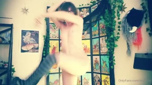 GirlbotDiv dot com✨ [ girlbotdiv ] Onlyfans leaked video 18211988 on Hotleaks.tv
