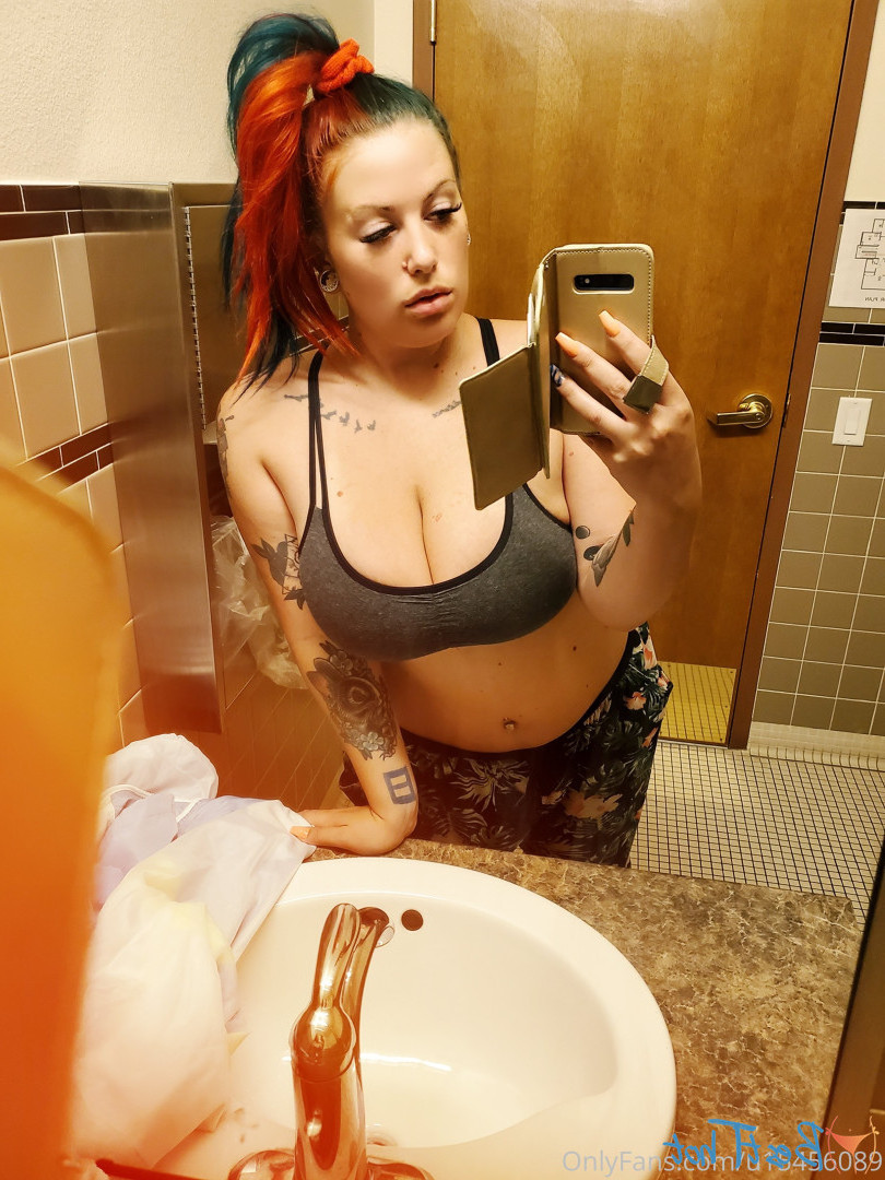 Delaney 🦄 [ girlwiththeyams ] Onlyfans leaked photo 16922384 on Hotleaks.tv