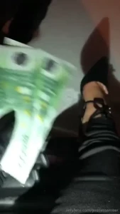 Goddess Amber [ goddessamber ] Onlyfans leaked video 18211259 on Hotleaks.tv
