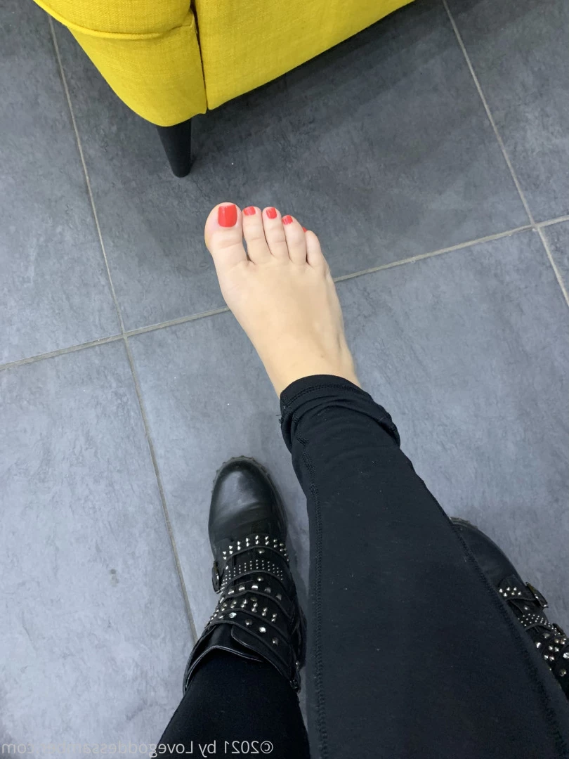 Goddess Amber [ goddessamber ] Onlyfans leaked photo 8559962 on Hotleaks.tv