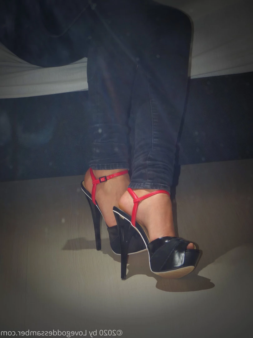 Goddess Amber [ goddessamber ] Onlyfans leaked photo 8563405 on Hotleaks.tv