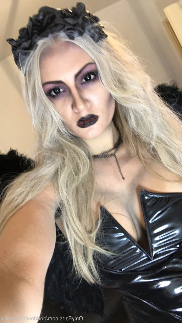 DOMMELIA [ goddessdommelia ] Onlyfans leaked photo 8824492 on Hotleaks.tv