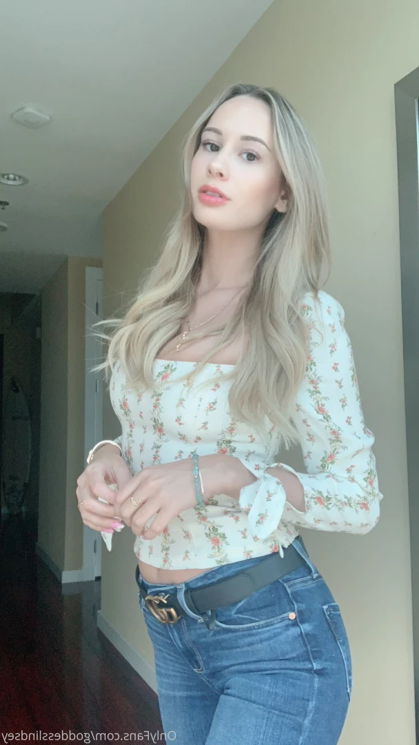 Goddess Lindsey [ goddesslindsey ] Onlyfans leaked photo 8556002 on Hotleaks.tv