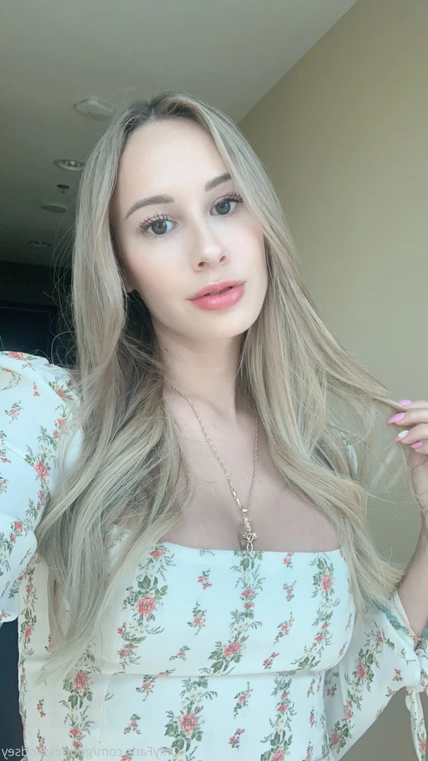 Goddess Lindsey [ goddesslindsey ] Onlyfans leaked photo 8568717 on Hotleaks.tv