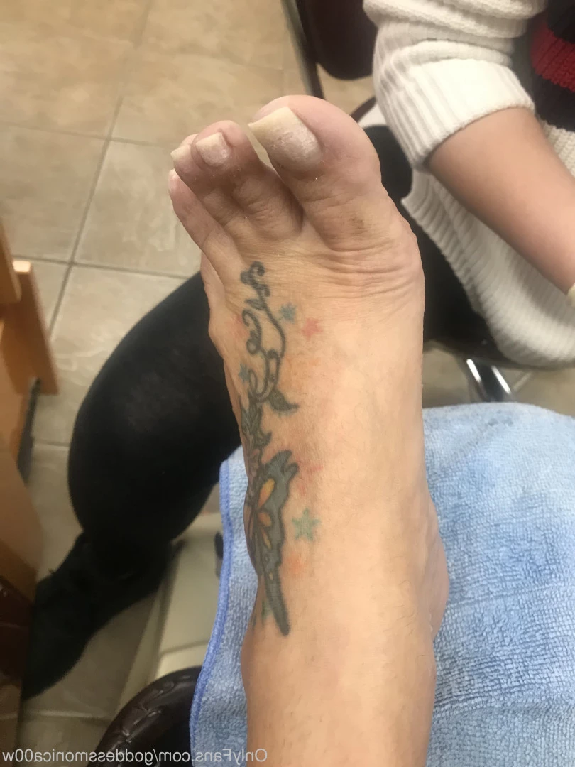 Goddess monica [ goddessmonica00w ] Onlyfans leaked photo 17100290 on Hotleaks.tv