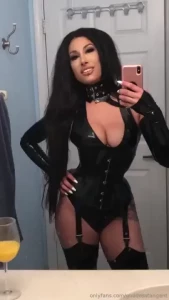 Mistress Tangent [ goddesstangent ] Onlyfans leaked video 18209704 on Hotleaks.tv