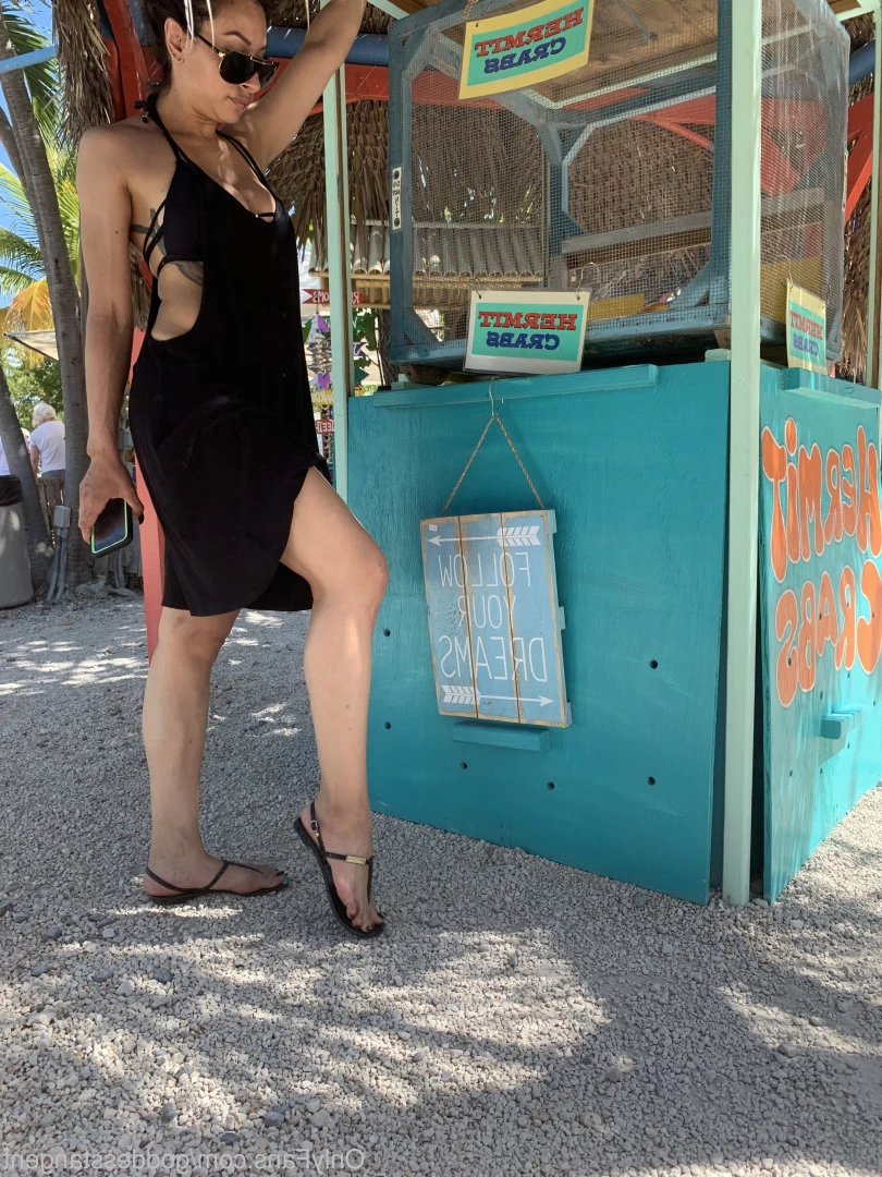 Mistress Tangent [ goddesstangent ] Onlyfans leaked photo 8719501 on Hotleaks.tv