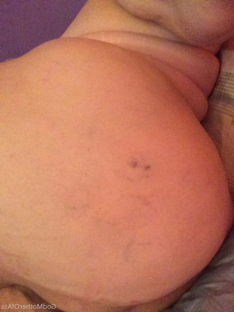 🧁GodMother Of Ass Mina Luciano🧁 [ godmotherofass ] Onlyfans leaked photo 8704796 on Hotleaks.tv