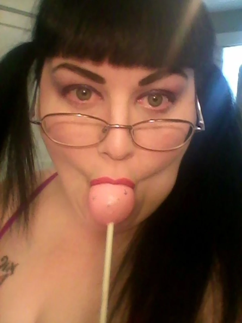 🧁GodMother Of Ass Mina Luciano🧁 [ godmotherofass ] Onlyfans leaked photo 8706731 on Hotleaks.tv