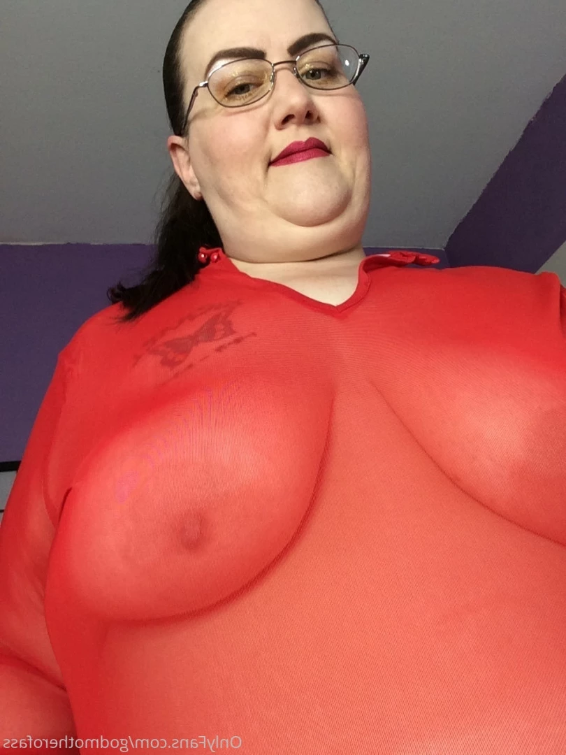 🧁GodMother Of Ass Mina Luciano🧁 [ godmotherofass ] Onlyfans leaked photo 8707796 on Hotleaks.tv