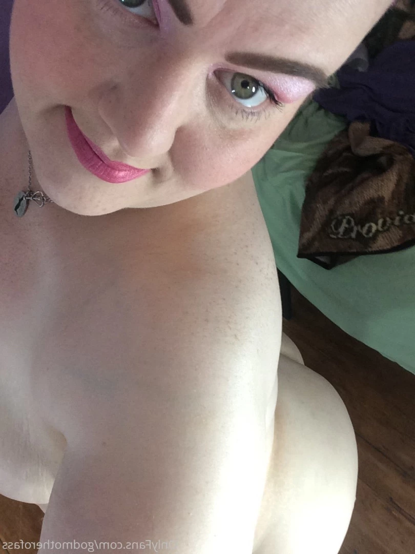 🧁GodMother Of Ass Mina Luciano🧁 [ godmotherofass ] Onlyfans leaked photo 8708522 on Hotleaks.tv