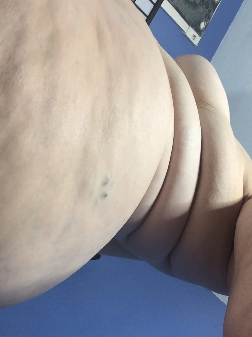 🧁GodMother Of Ass Mina Luciano🧁 [ godmotherofass ] Onlyfans leaked photo 8709340 on Hotleaks.tv