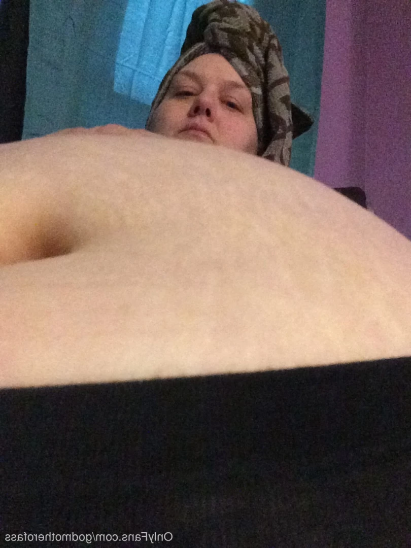 🧁GodMother Of Ass Mina Luciano🧁 [ godmotherofass ] Onlyfans leaked photo 8709978 on Hotleaks.tv