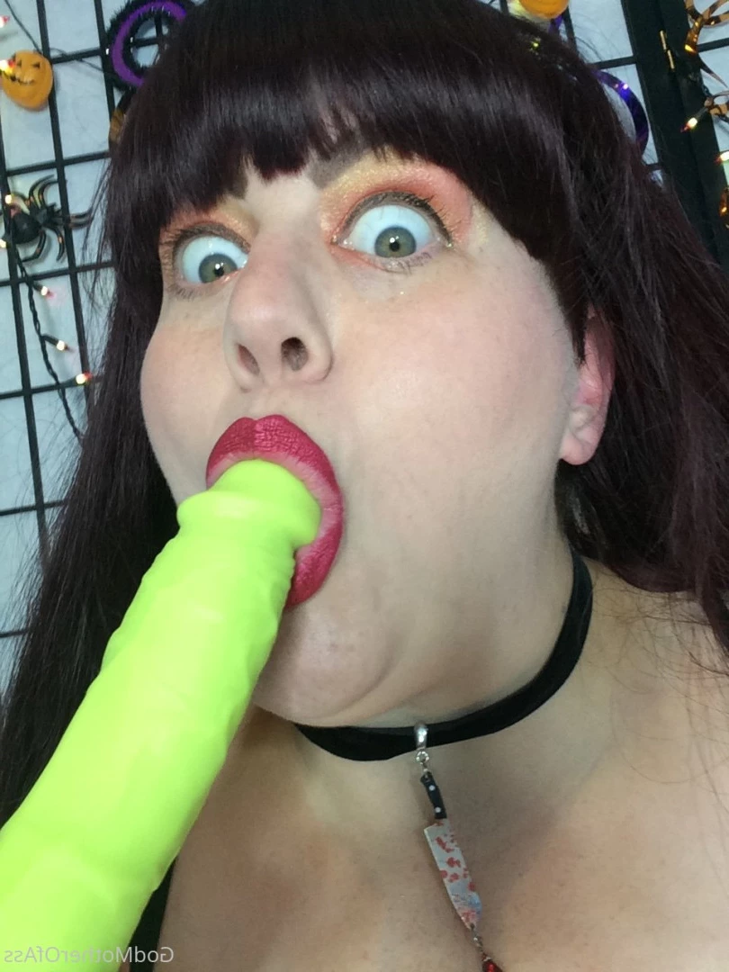 🧁GodMother Of Ass Mina Luciano🧁 [ godmotherofass ] Onlyfans leaked photo 8720483 on Hotleaks.tv