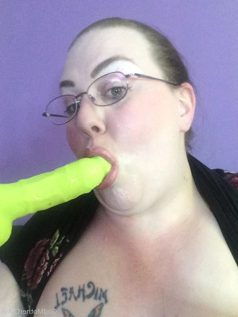 🧁GodMother Of Ass Mina Luciano🧁 [ godmotherofass ] Onlyfans leaked photo 8720814 on Hotleaks.tv