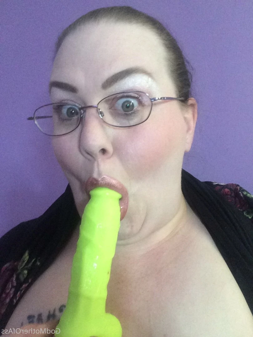 🧁GodMother Of Ass Mina Luciano🧁 [ godmotherofass ] Onlyfans leaked photo 8723869 on Hotleaks.tv