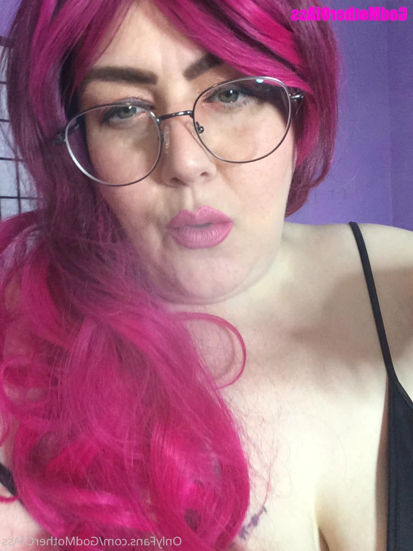 🧁GodMother Of Ass Mina Luciano🧁 [ godmotherofass ] Onlyfans leaked photo 8724986 on Hotleaks.tv