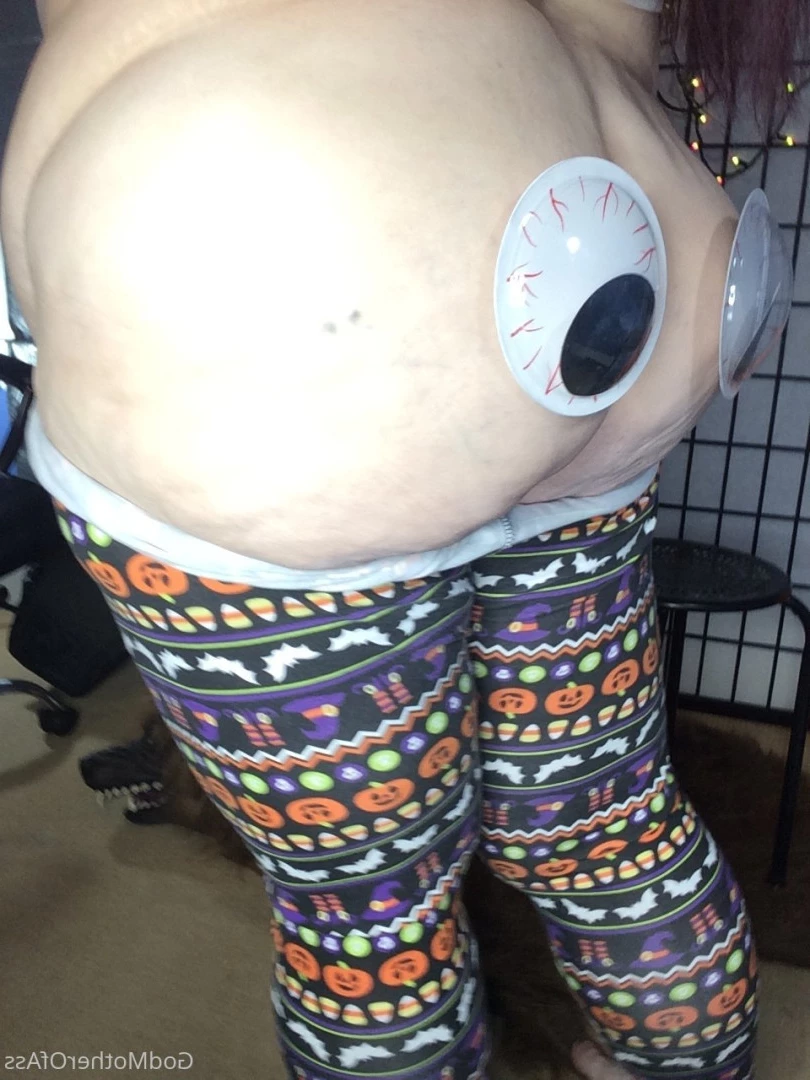 🧁GodMother Of Ass Mina Luciano🧁 [ godmotherofass ] Onlyfans leaked photo 8725885 on Hotleaks.tv