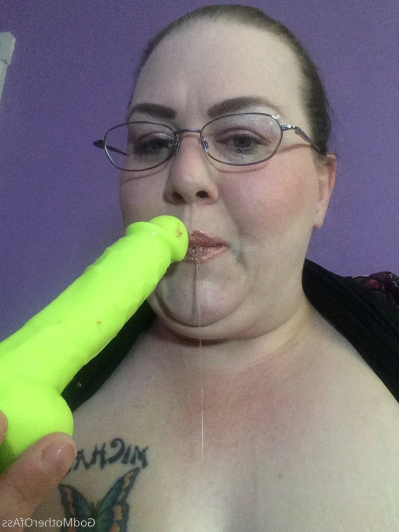 🧁GodMother Of Ass Mina Luciano🧁 [ godmotherofass ] Onlyfans leaked photo 8733477 on Hotleaks.tv