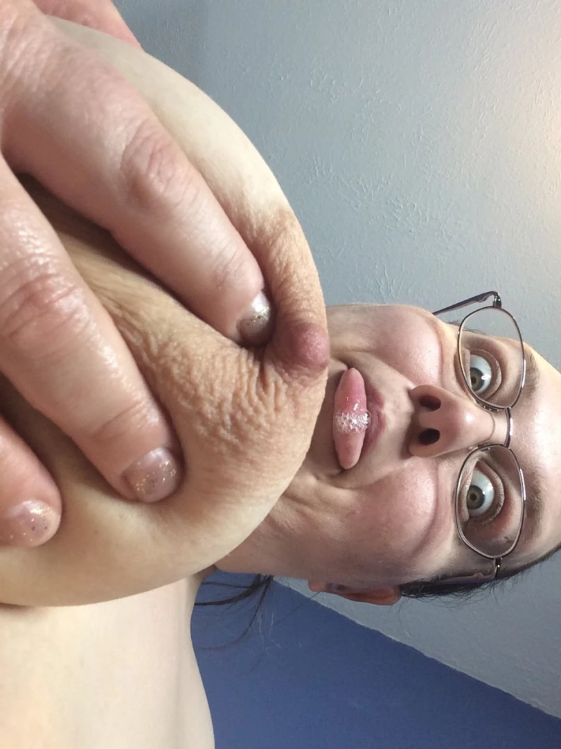 🧁GodMother Of Ass Mina Luciano🧁 [ godmotherofass ] Onlyfans leaked photo 8734204 on Hotleaks.tv