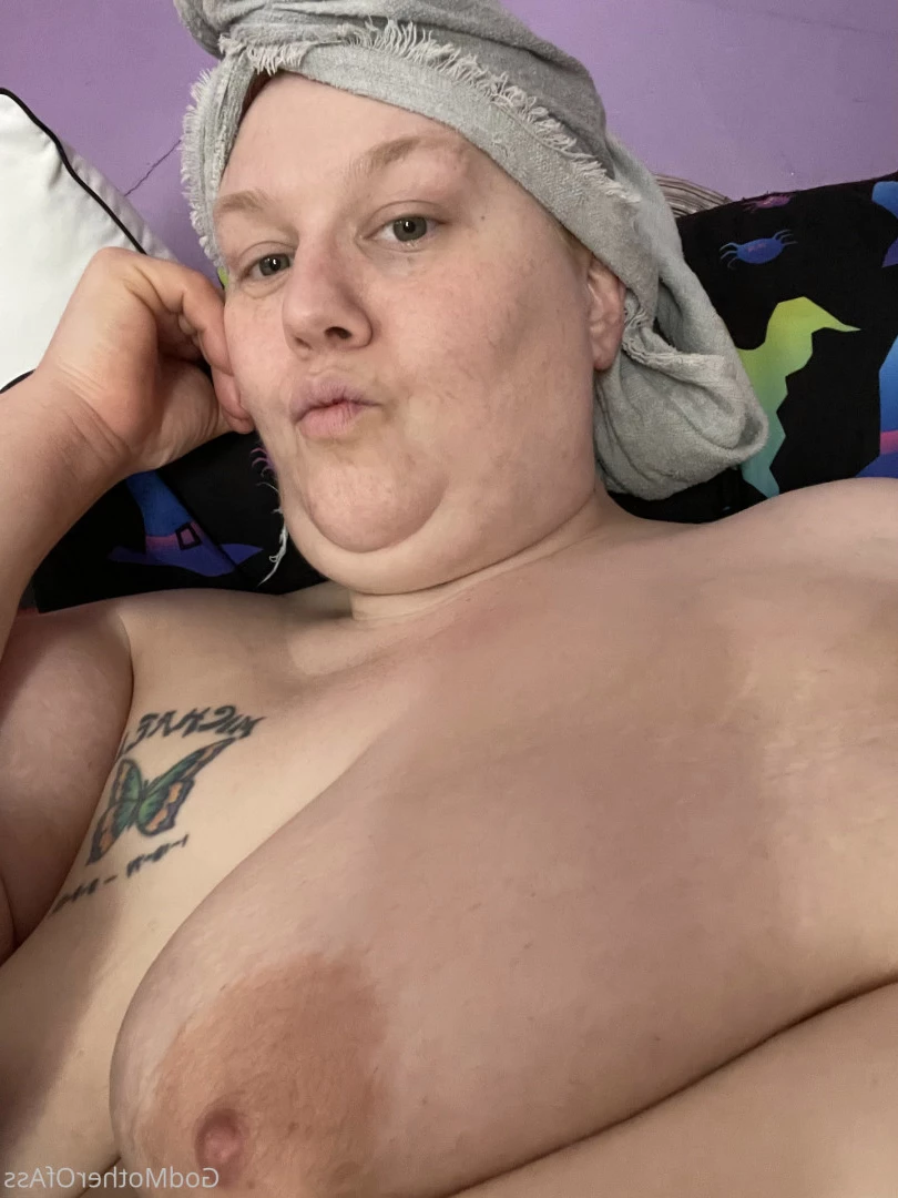 🧁GodMother Of Ass Mina Luciano🧁 [ godmotherofass ] Onlyfans leaked photo 8737752 on Hotleaks.tv