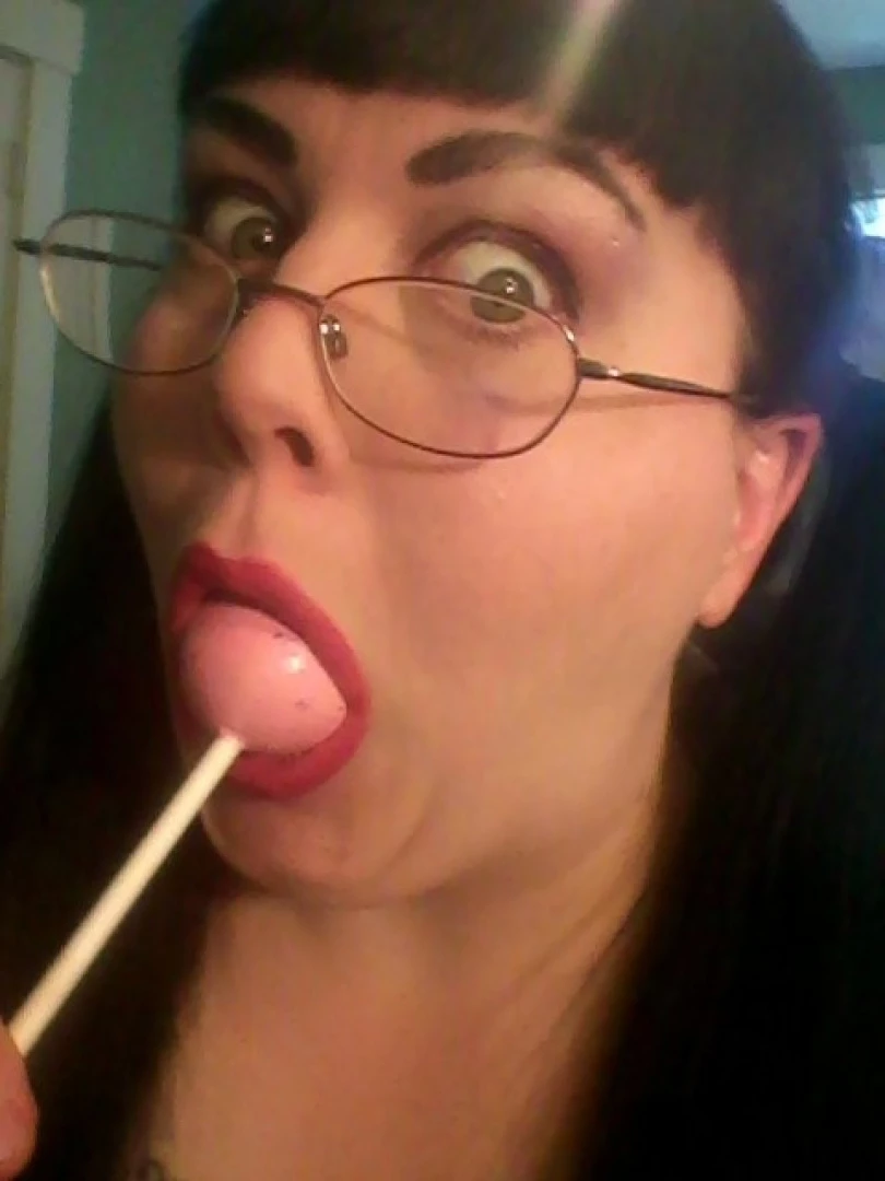 🧁GodMother Of Ass Mina Luciano🧁 [ godmotherofass ] Onlyfans leaked photo 8739884 on Hotleaks.tv