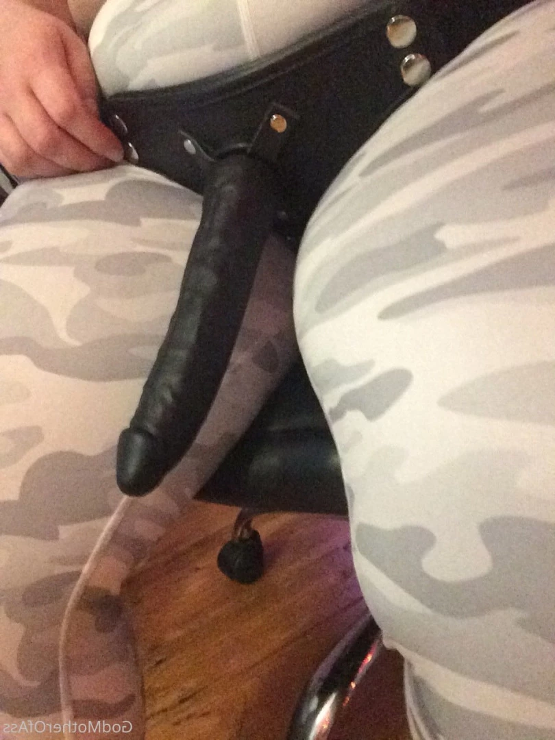 🧁GodMother Of Ass Mina Luciano🧁 [ godmotherofass ] Onlyfans leaked photo 8741375 on Hotleaks.tv