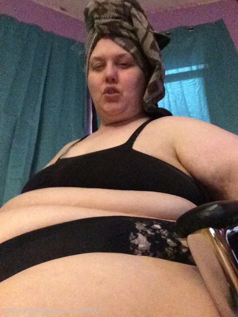 🧁GodMother Of Ass Mina Luciano🧁 [ godmotherofass ] Onlyfans leaked photo 8743964 on Hotleaks.tv