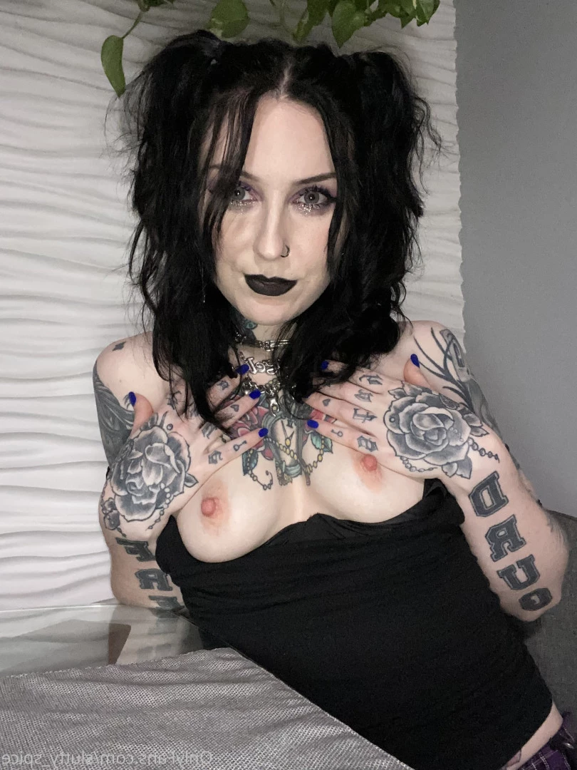 Smutty Spice [ goodchristianlady777 ] Onlyfans leaked photo 8532151 on Hotleaks.tv