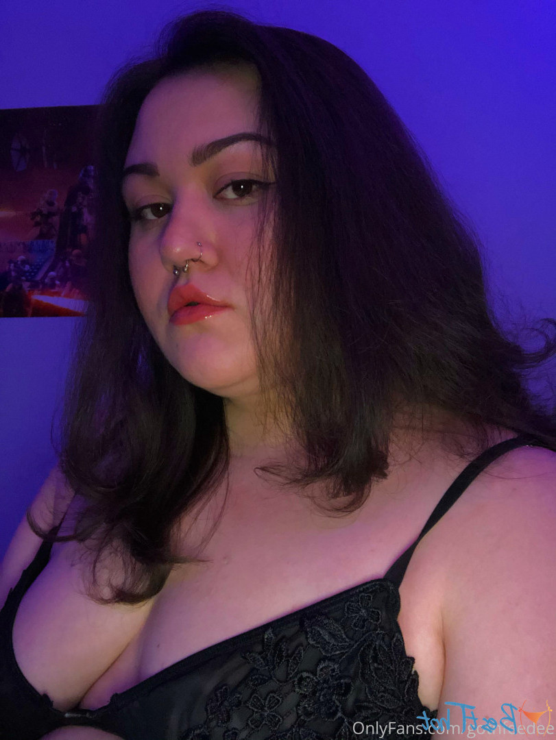 🦇Goth Feedee 🦇 [ gothfeedee ] Onlyfans leaked photo 17361034 on Hotleaks.tv