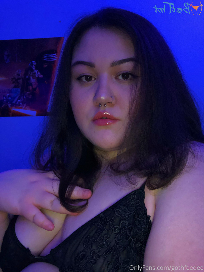 🦇Goth Feedee 🦇 [ gothfeedee ] Onlyfans leaked photo 17362524 on Hotleaks.tv
