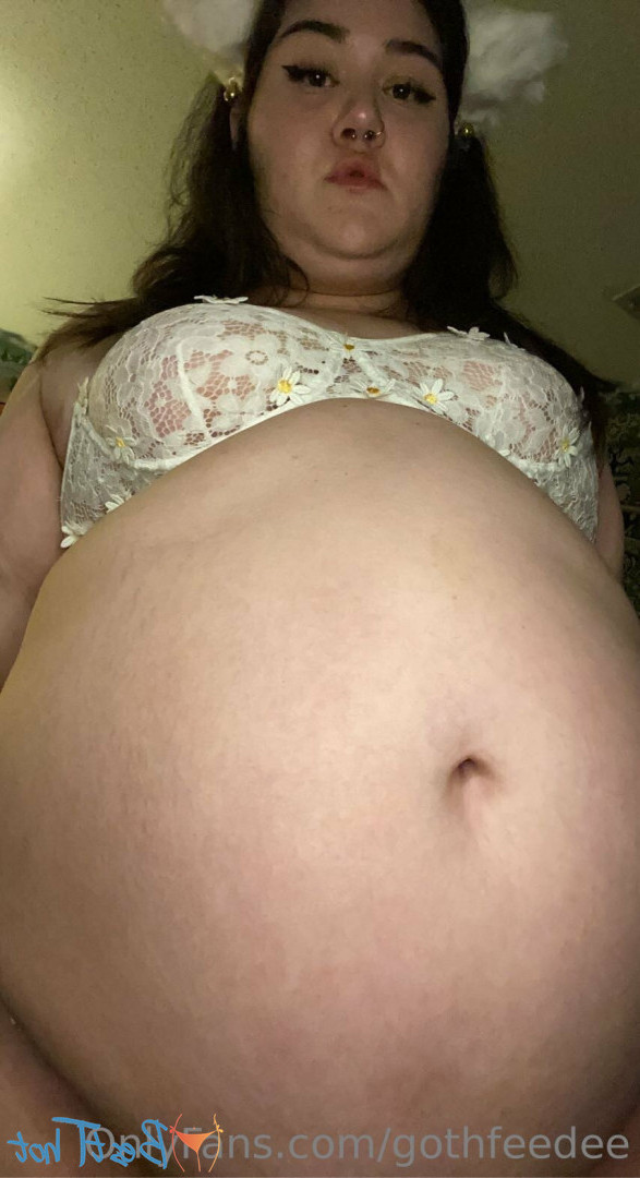 🦇Goth Feedee 🦇 [ gothfeedee ] Onlyfans leaked photo 17362874 on Hotleaks.tv