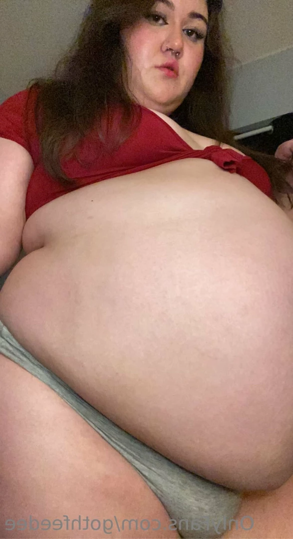 🦇Goth Feedee 🦇 [ gothfeedee ] Onlyfans leaked photo 8550684 on Hotleaks.tv