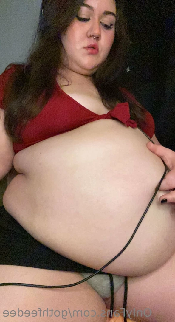 🦇Goth Feedee 🦇 [ gothfeedee ] Onlyfans leaked photo 8550709 on Hotleaks.tv
