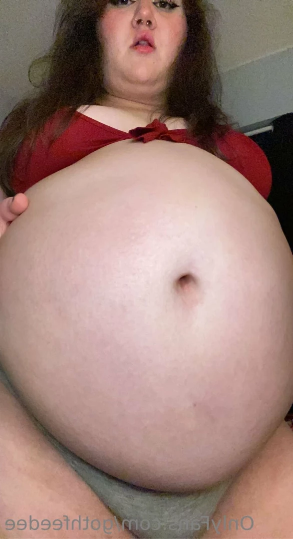 🦇Goth Feedee 🦇 [ gothfeedee ] Onlyfans leaked photo 8550877 on Hotleaks.tv