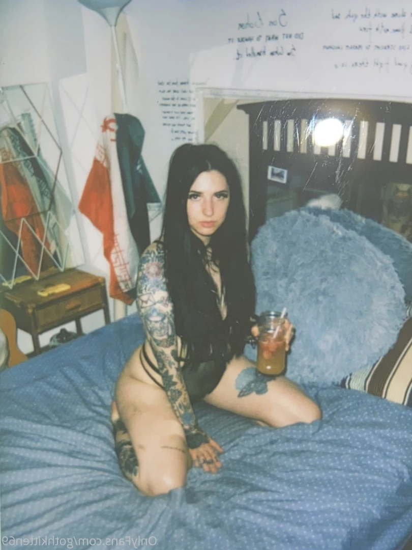 𝒱𝑒𝓁𝑜𝓊𝓇𝒾𝒶 [ gothkitten69 ] Onlyfans leaked photo 10087800 on Hotleaks.tv