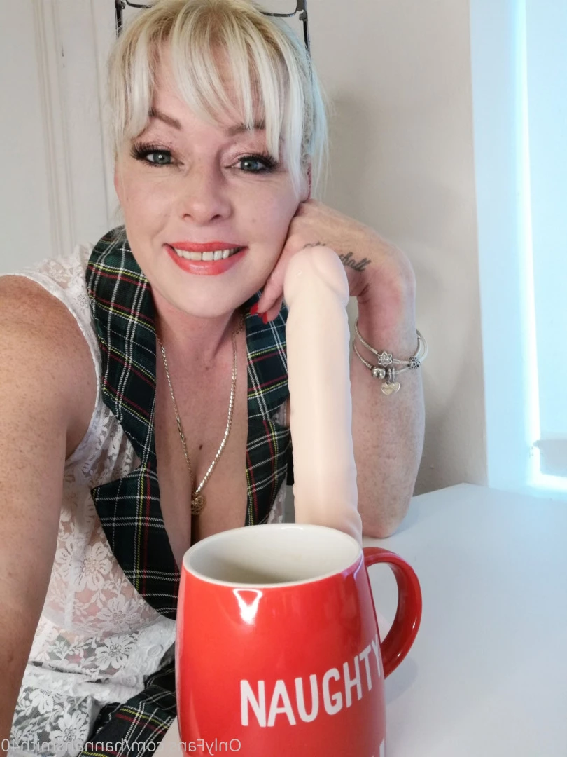 🟢HOT BRITISH 45YR OLD 😈 $3! CAM WITH ME! [ hannahsmith40 ] Onlyfans leaked photo 10177852 on Hotleaks.tv